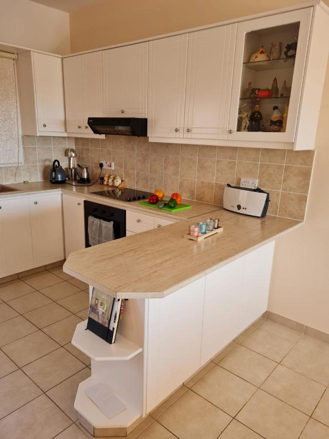 Stay Ocean Apartment Pafos Dış mekan fotoğraf