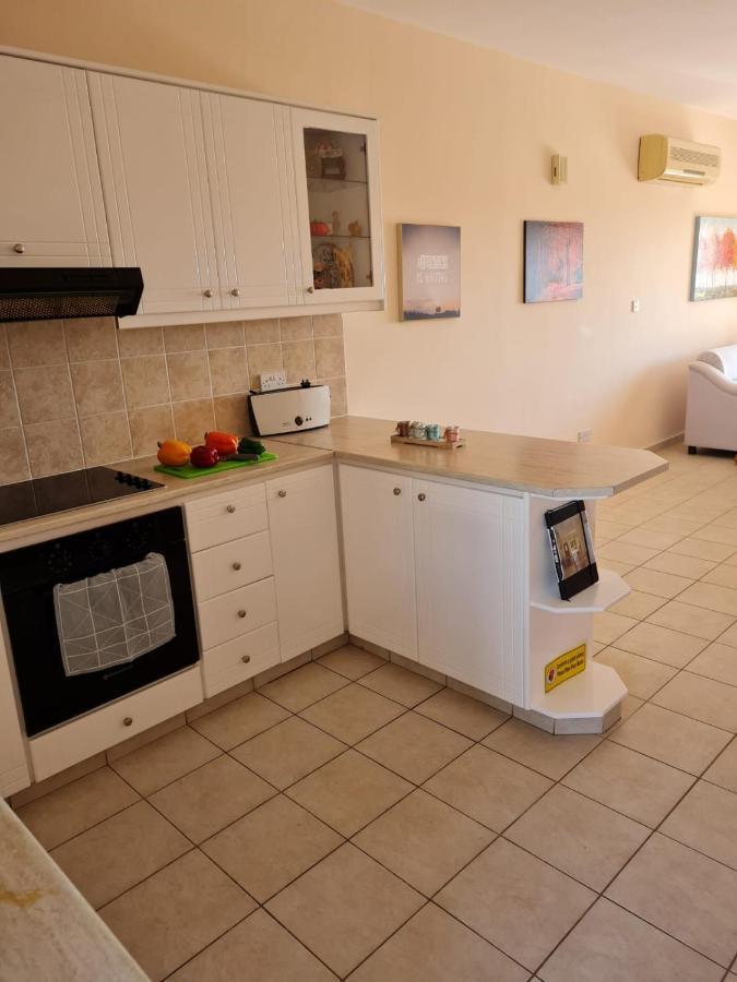 Stay Ocean Apartment Pafos Dış mekan fotoğraf