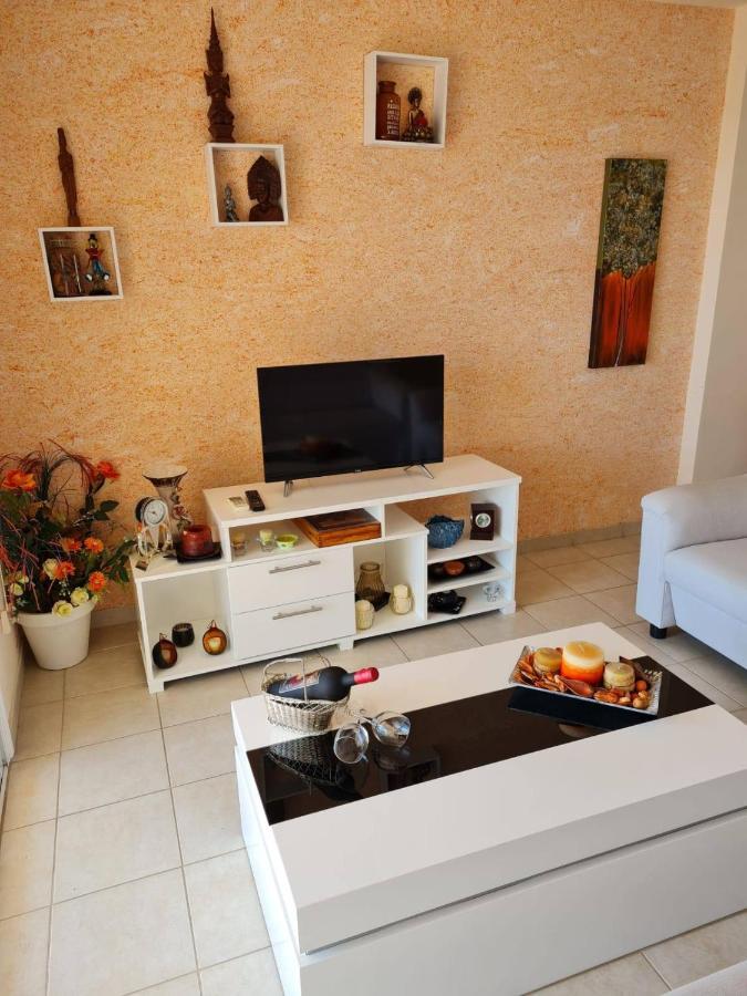 Stay Ocean Apartment Pafos Dış mekan fotoğraf