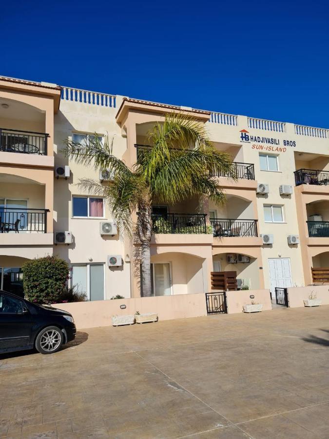 Stay Ocean Apartment Pafos Dış mekan fotoğraf